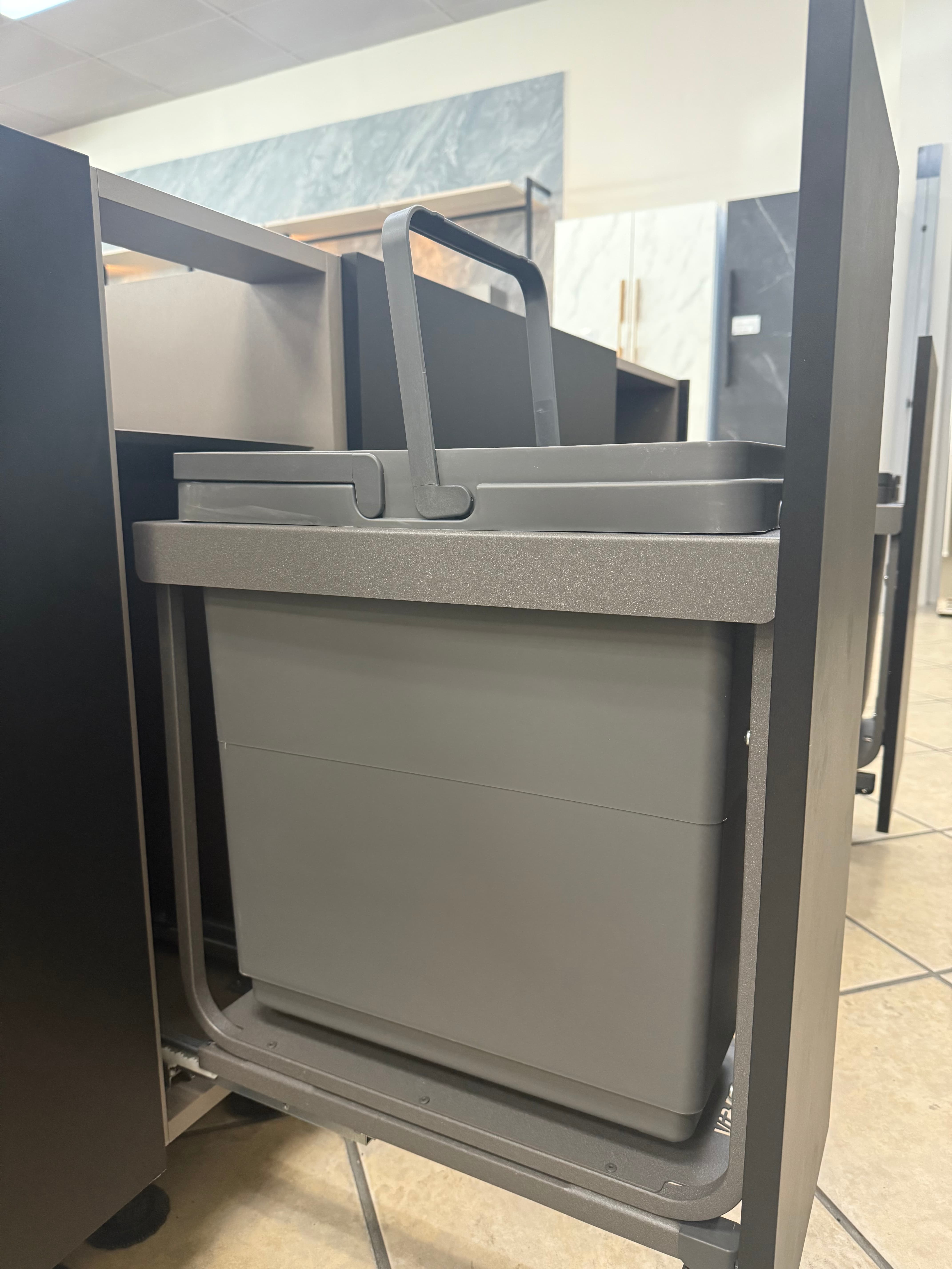 KOMBI 2.0 SHELF 300MM 33L